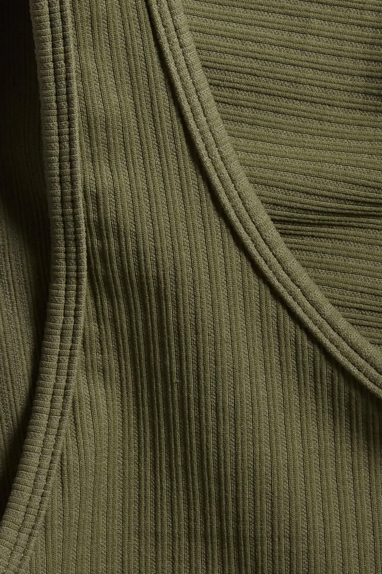Asymetryczny top sportowy