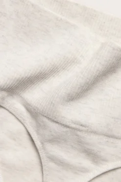 Bezszwowe stringi