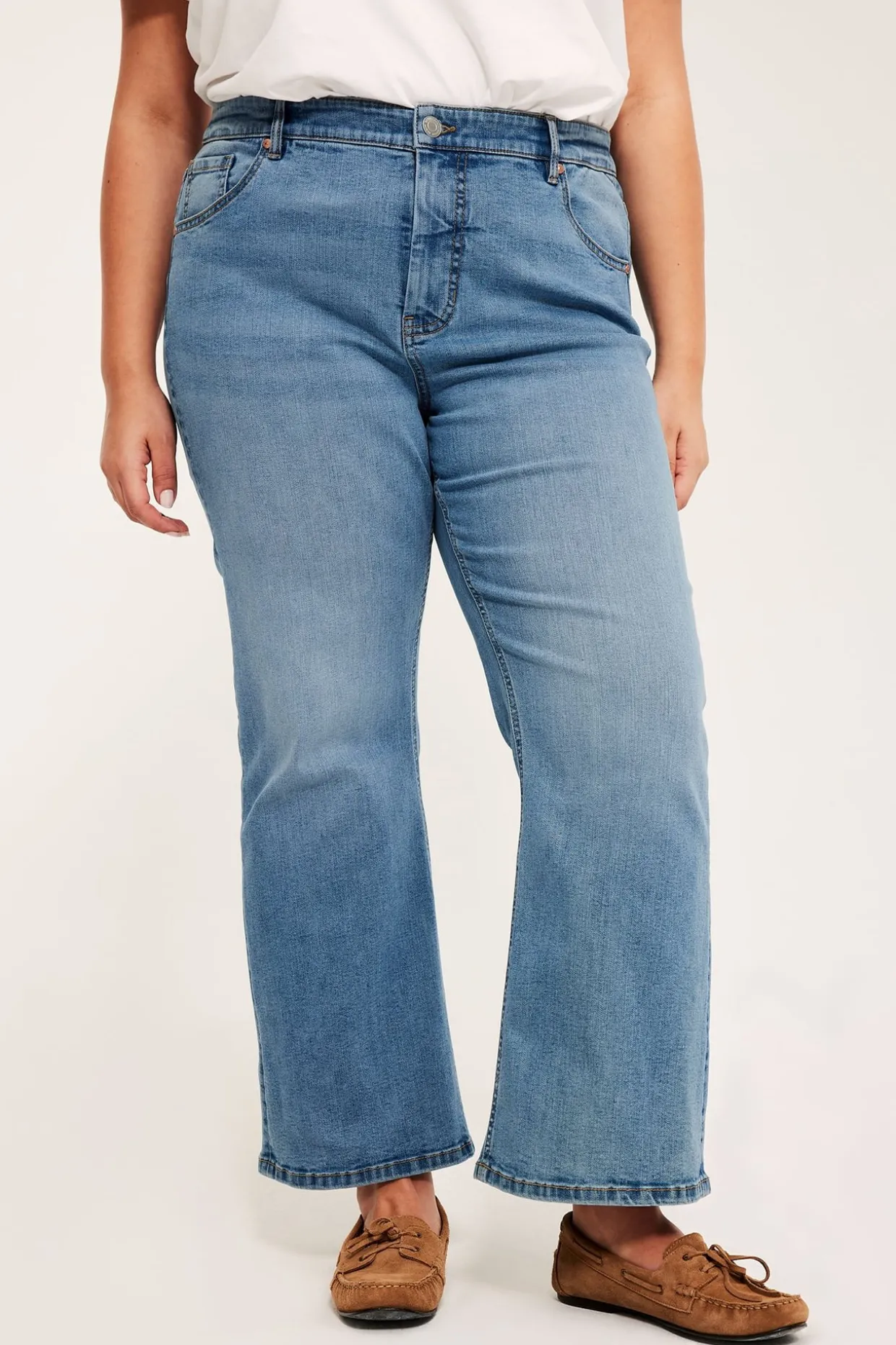 Dżinsy cropped flare high waist