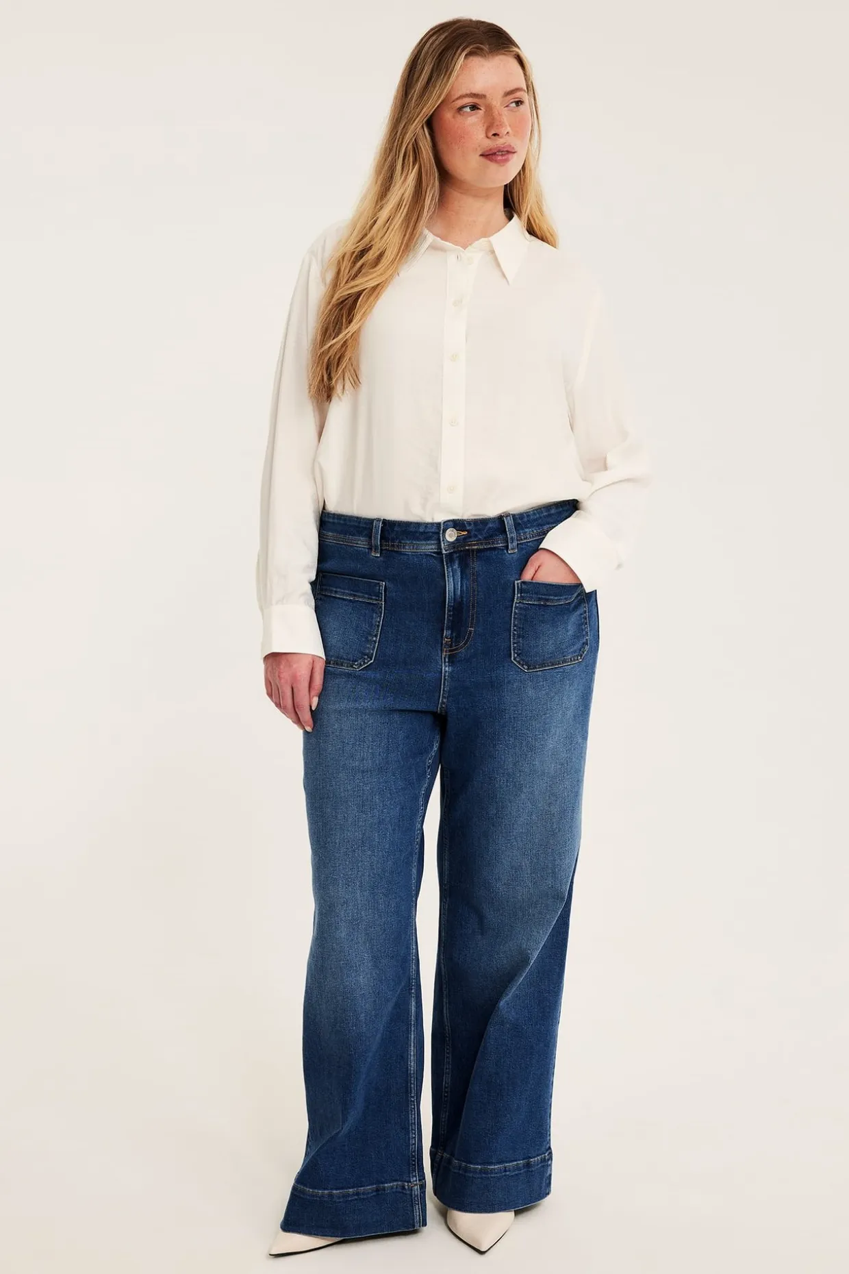 Dżinsy flare high waist