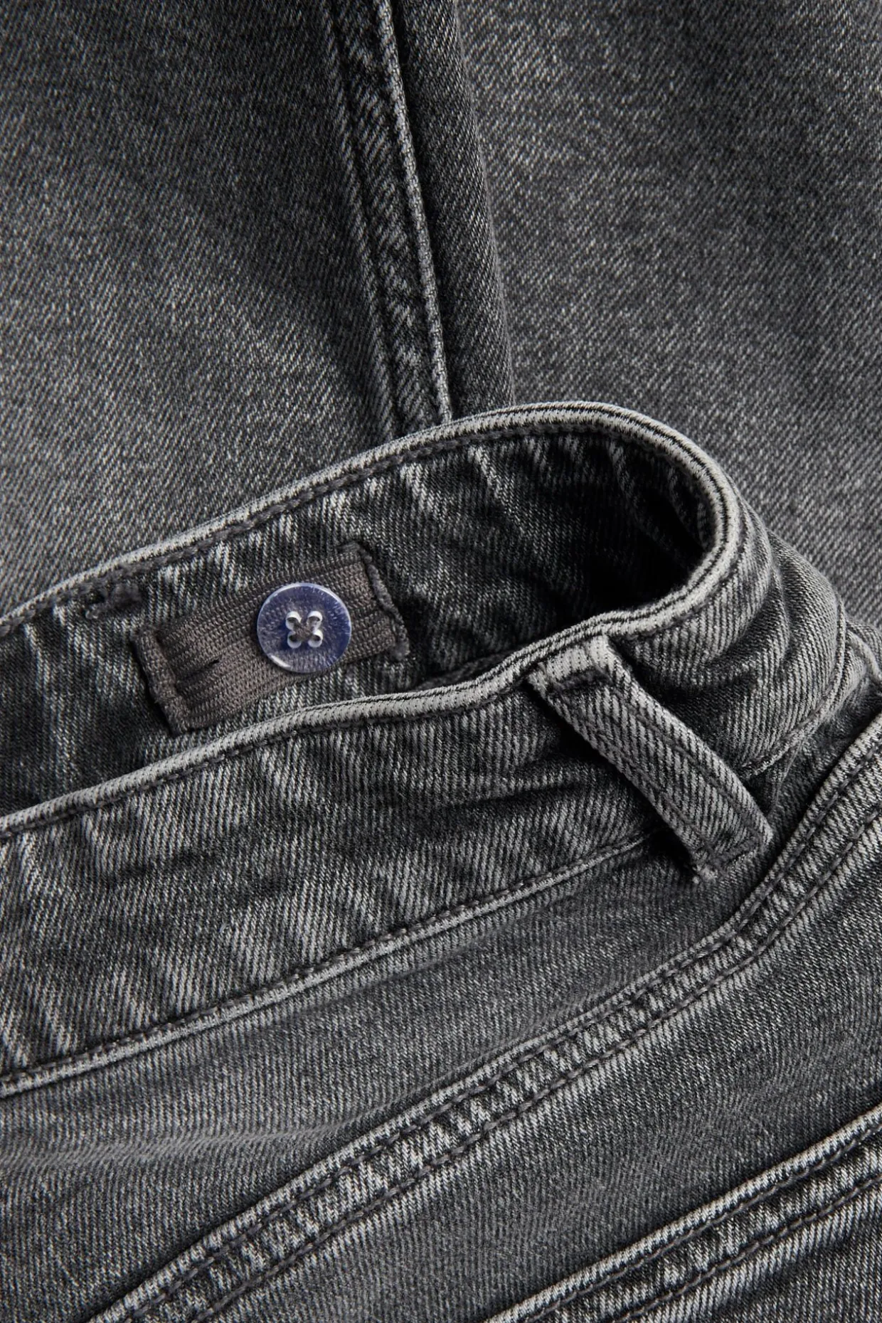 Dżinsy loose mid waist