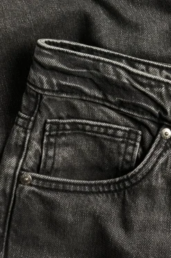 Dżinsy straight high waist