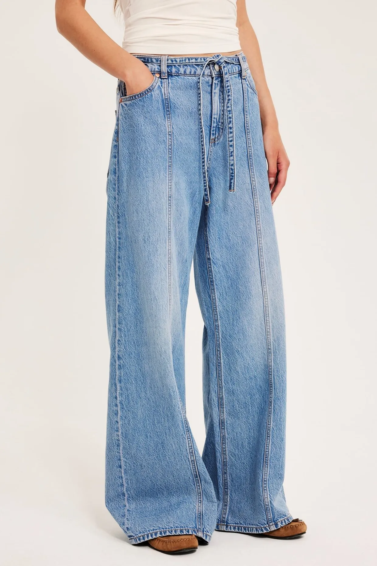Dżinsy wide high waist