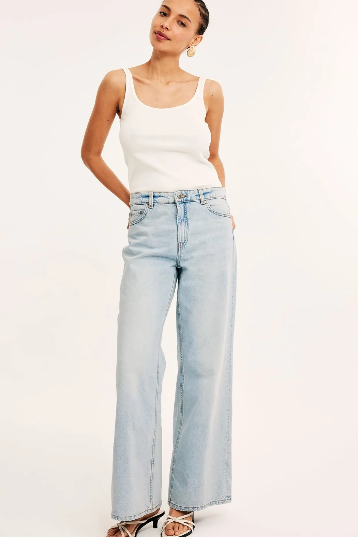 Dżinsy wide high waist