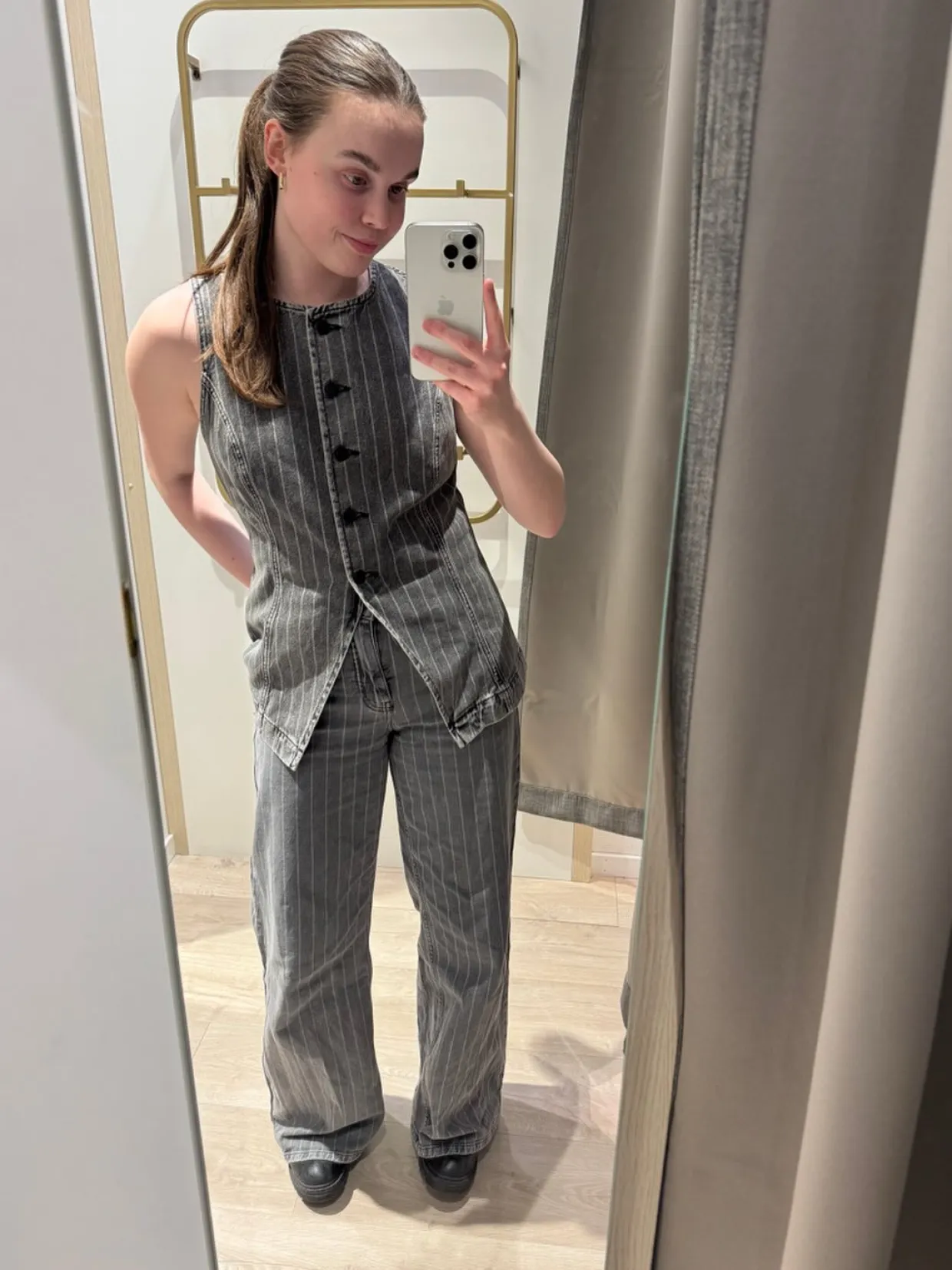 Dżinsy wide high waist