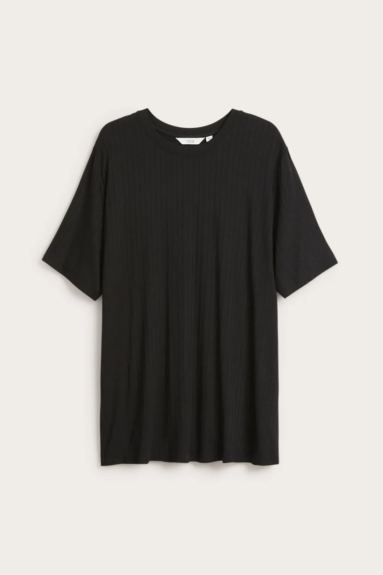 Długi prążkowany t-shirt