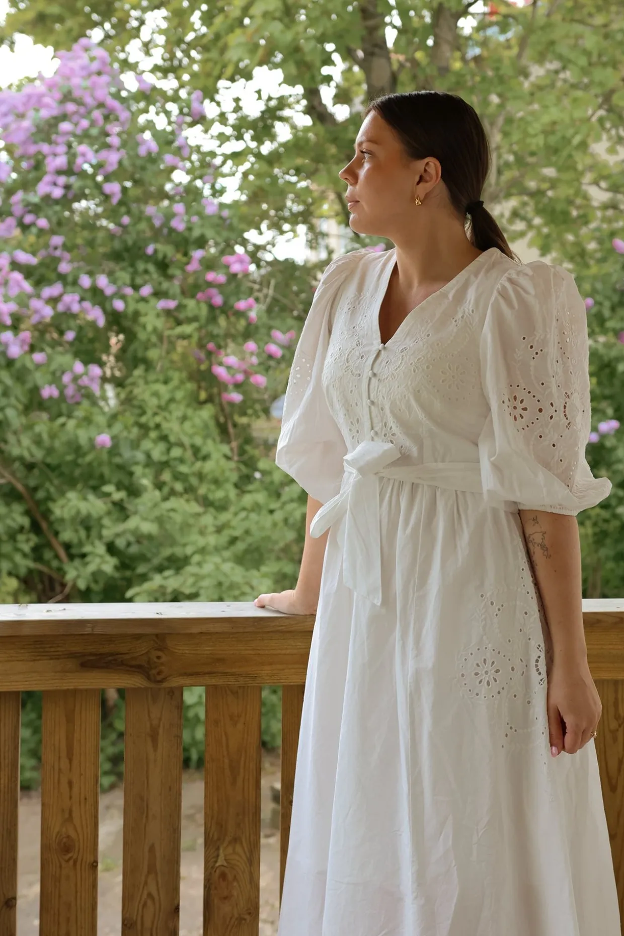 Haftowana sukienka Newbie Woman