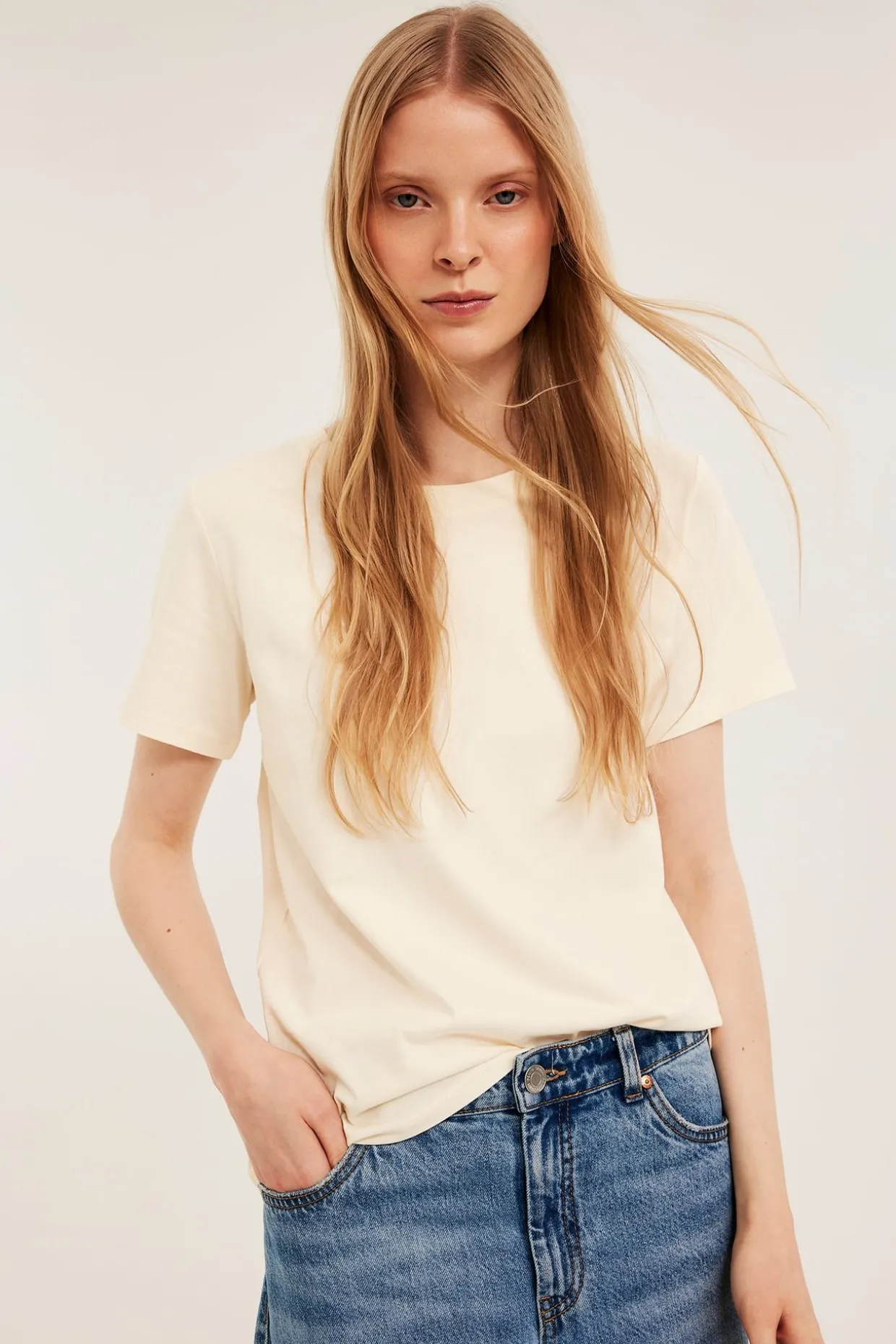 Klasyczny t-shirt z bawełny