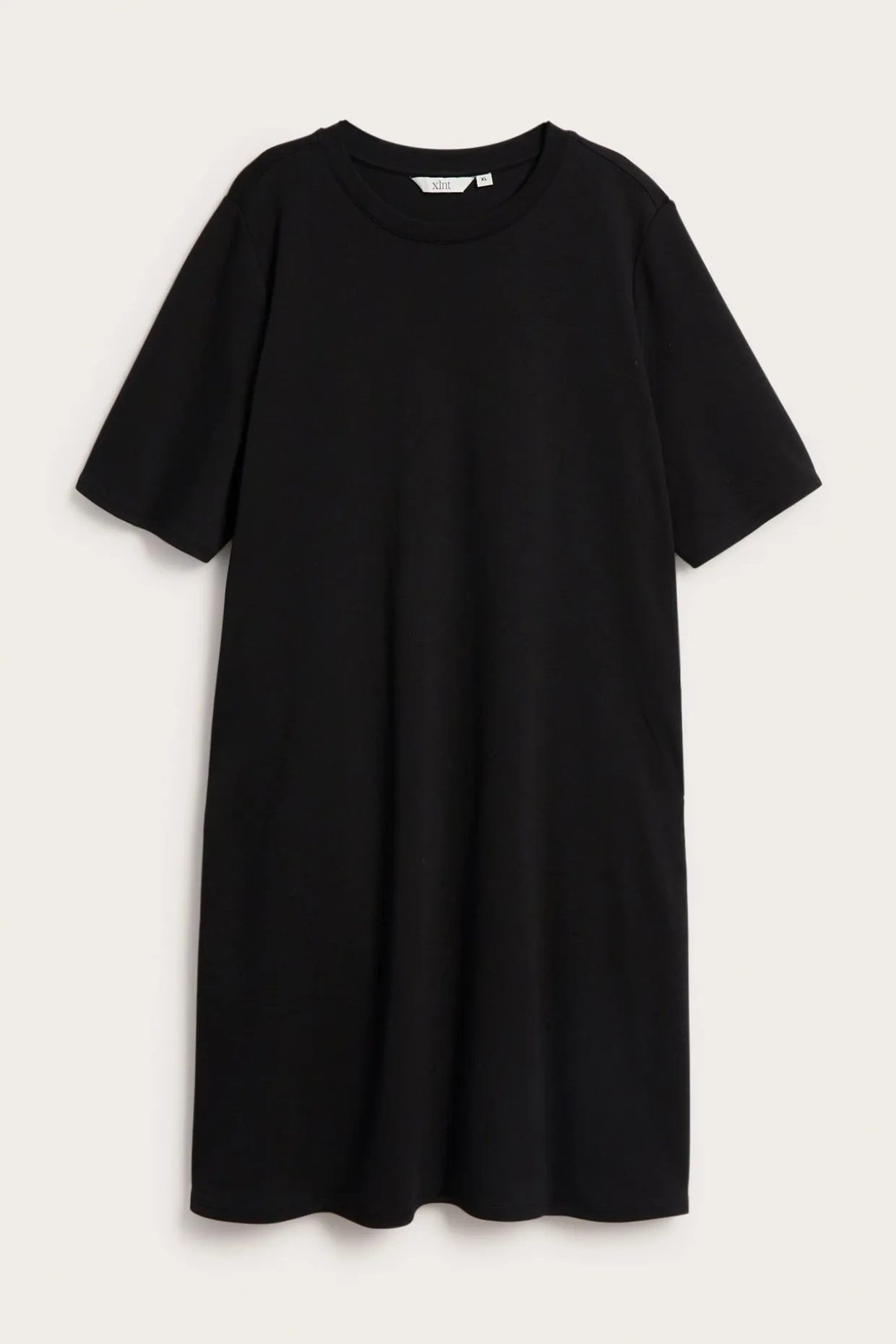 Krótka sukienka typu t-shirt