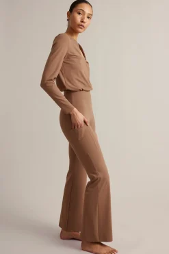 Legginsy do ćwiczeń, typu bootcut