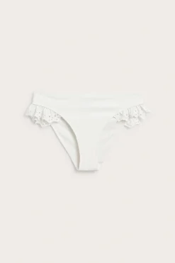 Majtki brazyliany od bikini, z haftem angielskim