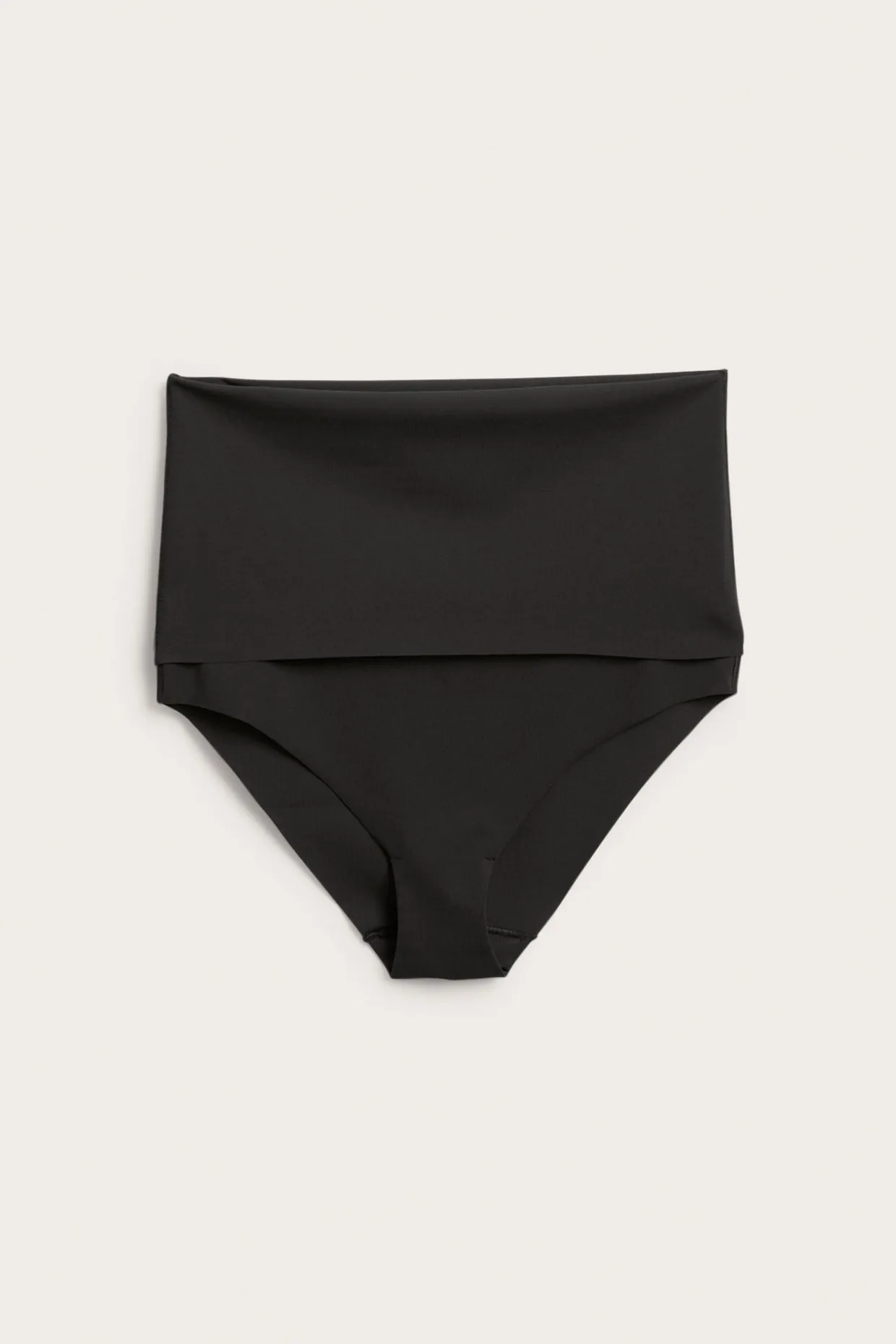 Majtki od bikini, figi z wywijanym pasem