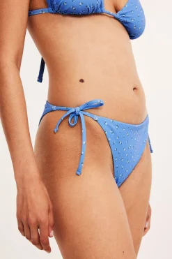 Majtki od bikini, w kwiaty