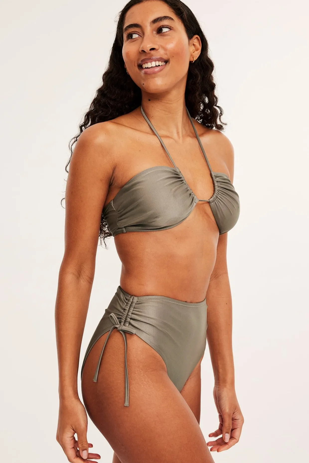 Majtki od bikini, z wiązaniem