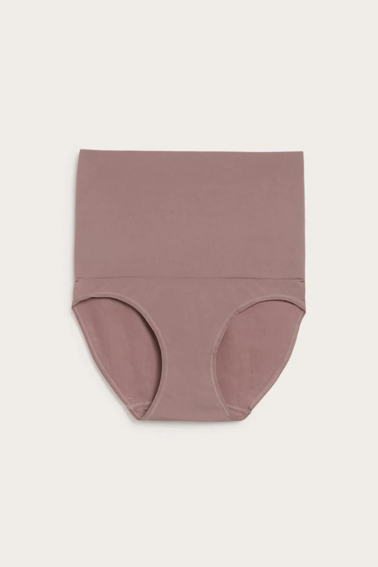 Majtki typu figi medium shape