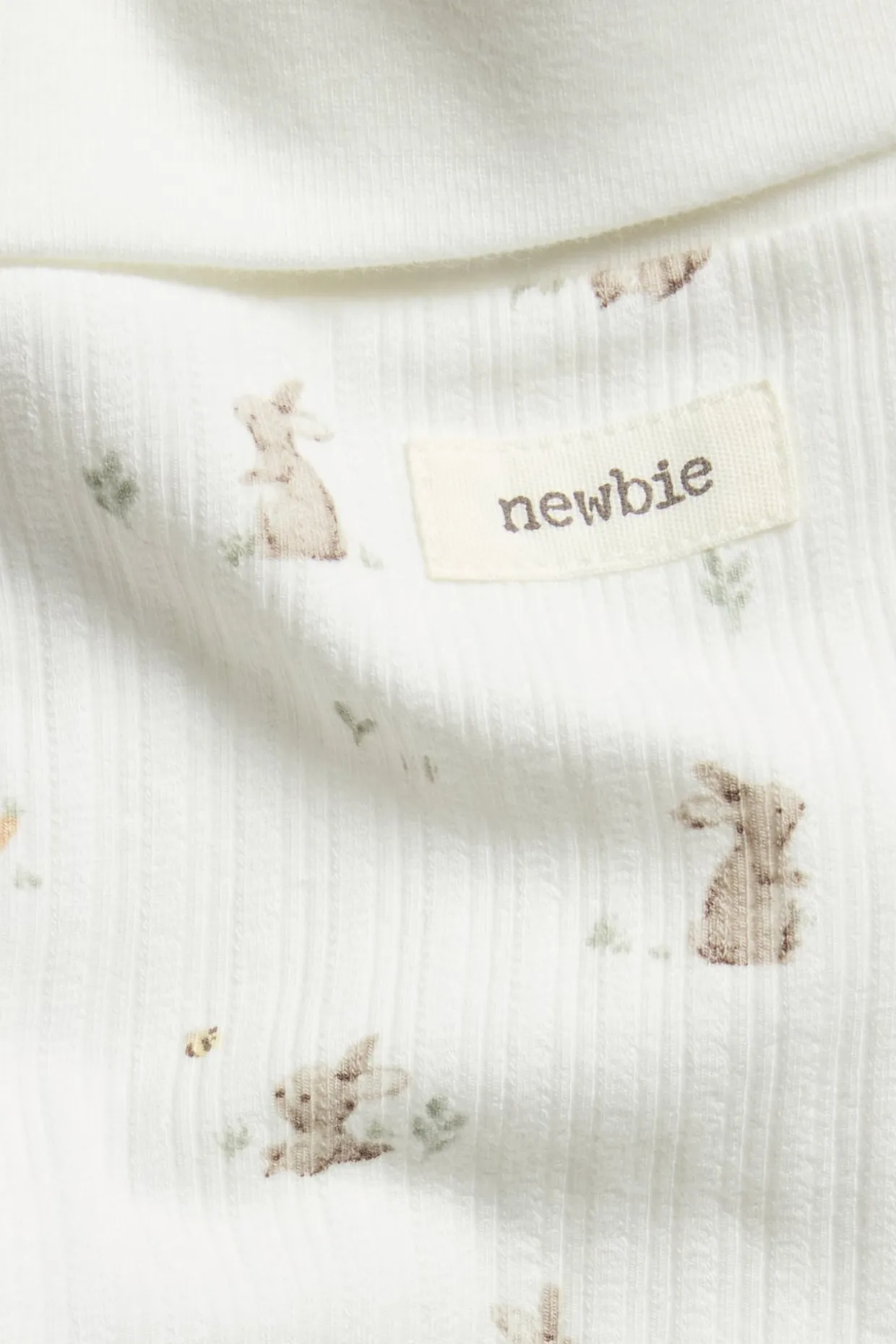 Prążkowane legginsy w króliki