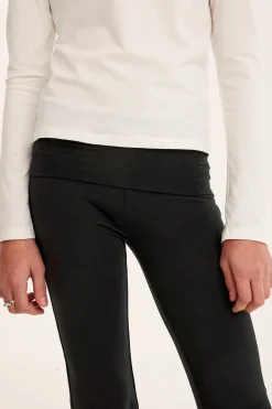 Rozszerzane legginsy