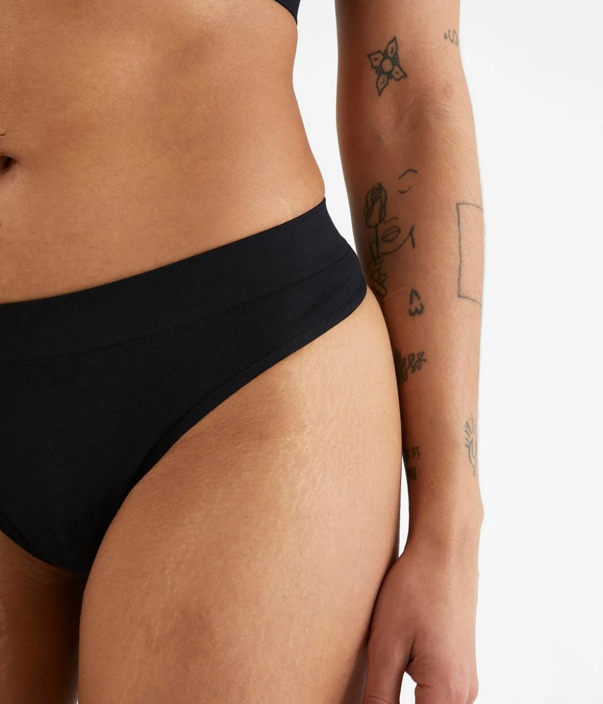 Seamless stringi