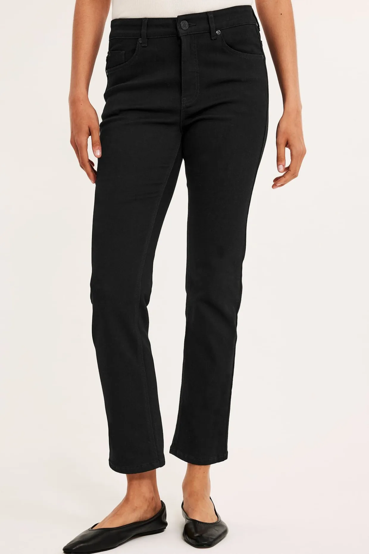 Straight jeans mid waist short leg