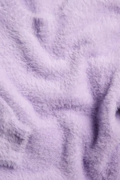 Sweter z dzianiny z przędzy o długim włosiu