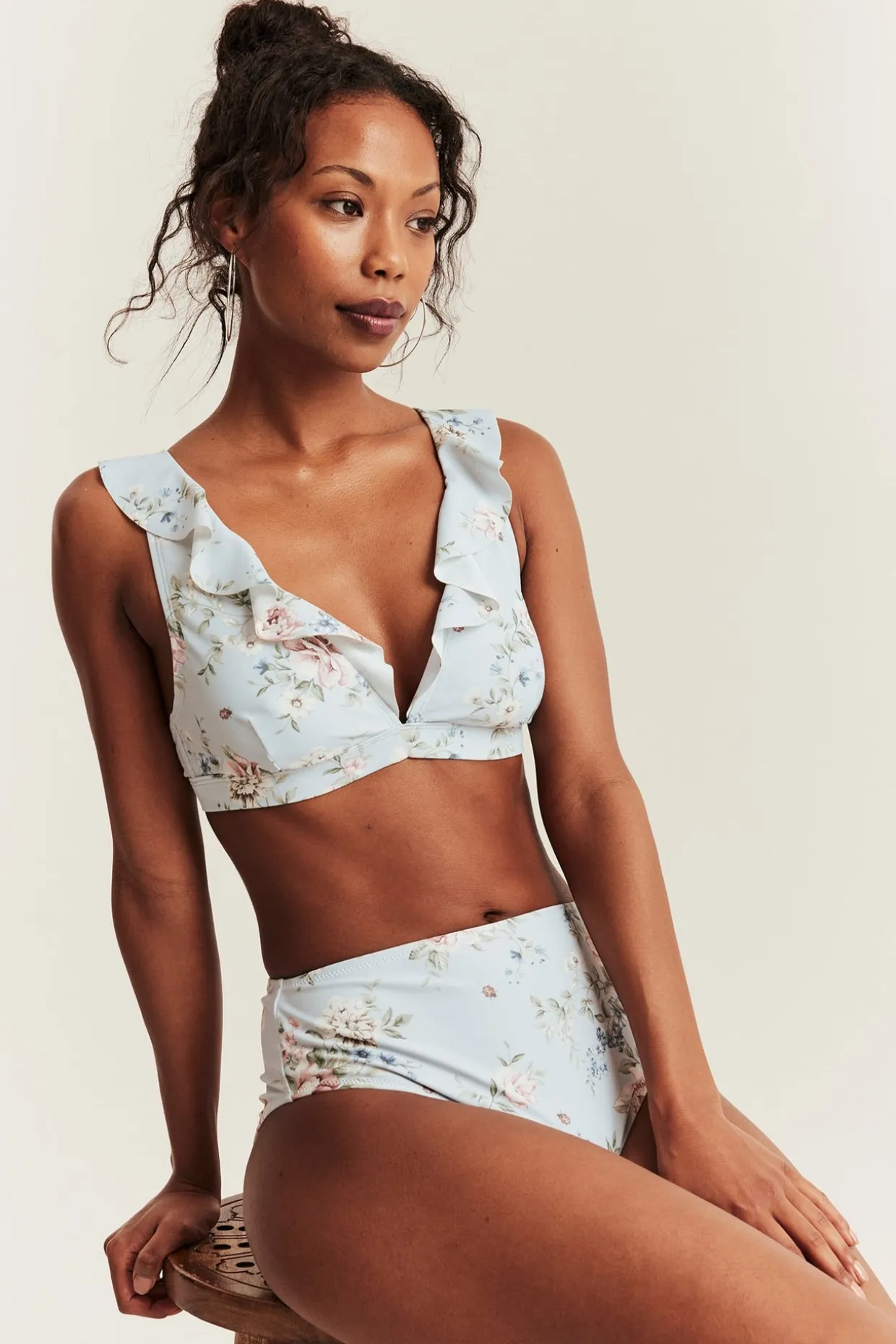Top od bikini, Newbie Woman