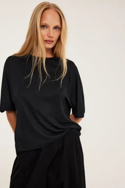 Top oversize z krótkim rękawem