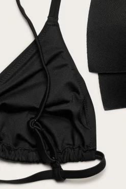 Trójkątny top od bikini