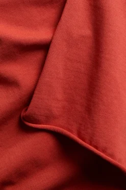 T-shirt o pudełkowym fasonie z podwiniętymi brzegami