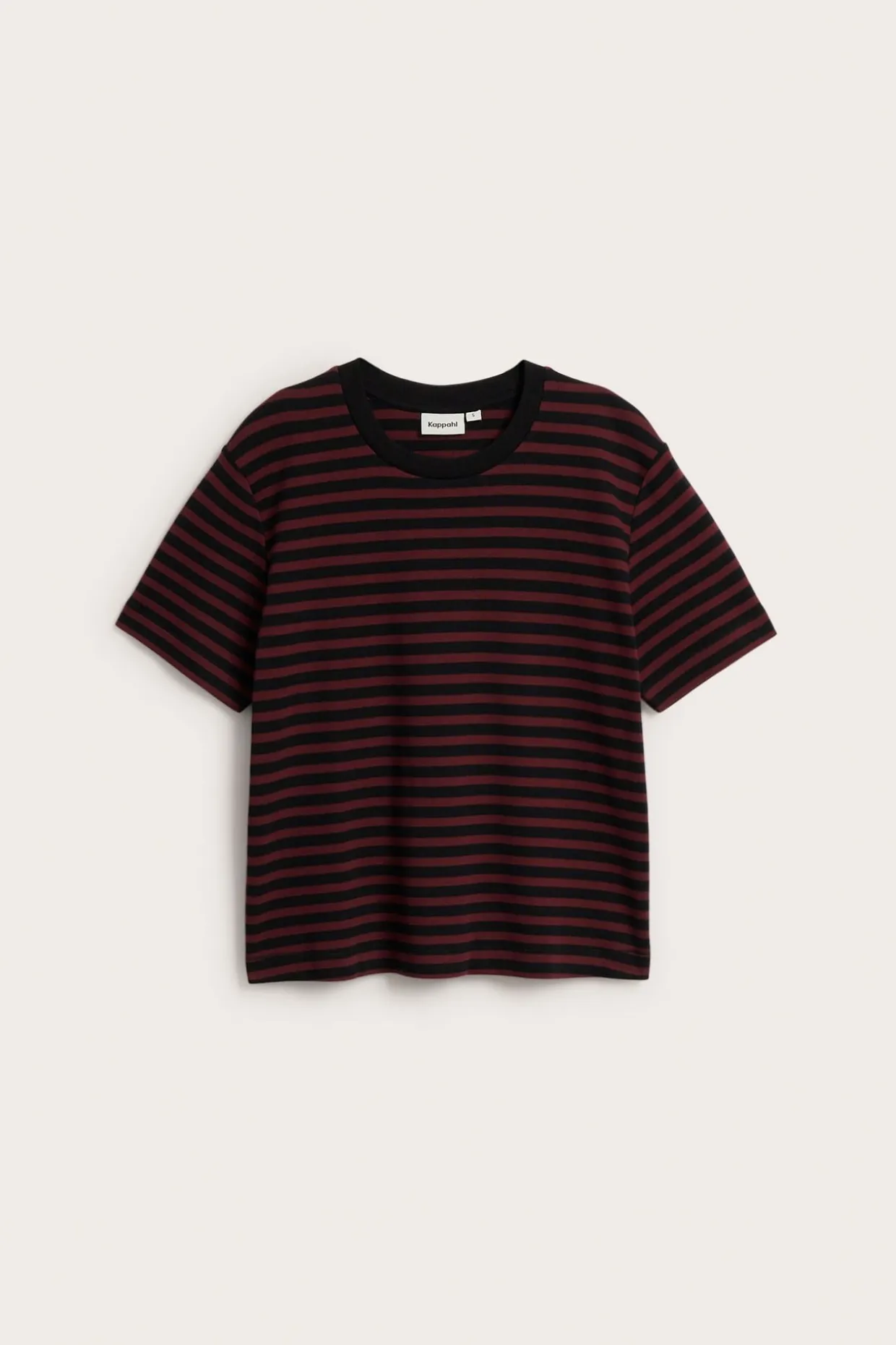 T-shirt oversize w paski