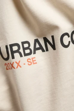 T-shirt oversize z nadrukiem tekstowym