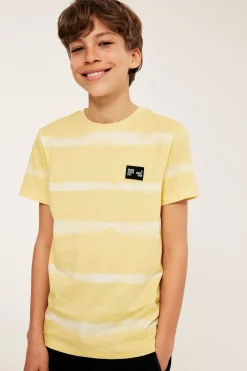 T-shirt z batikowym wzorem