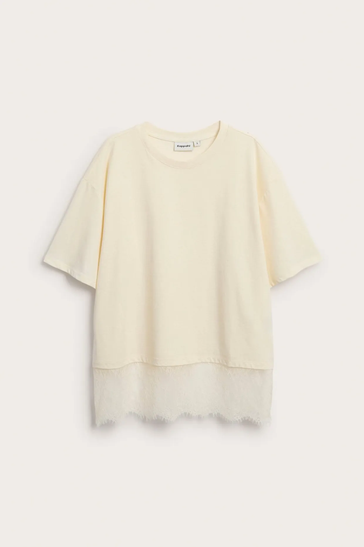 T-shirt z koronkową krawędzią