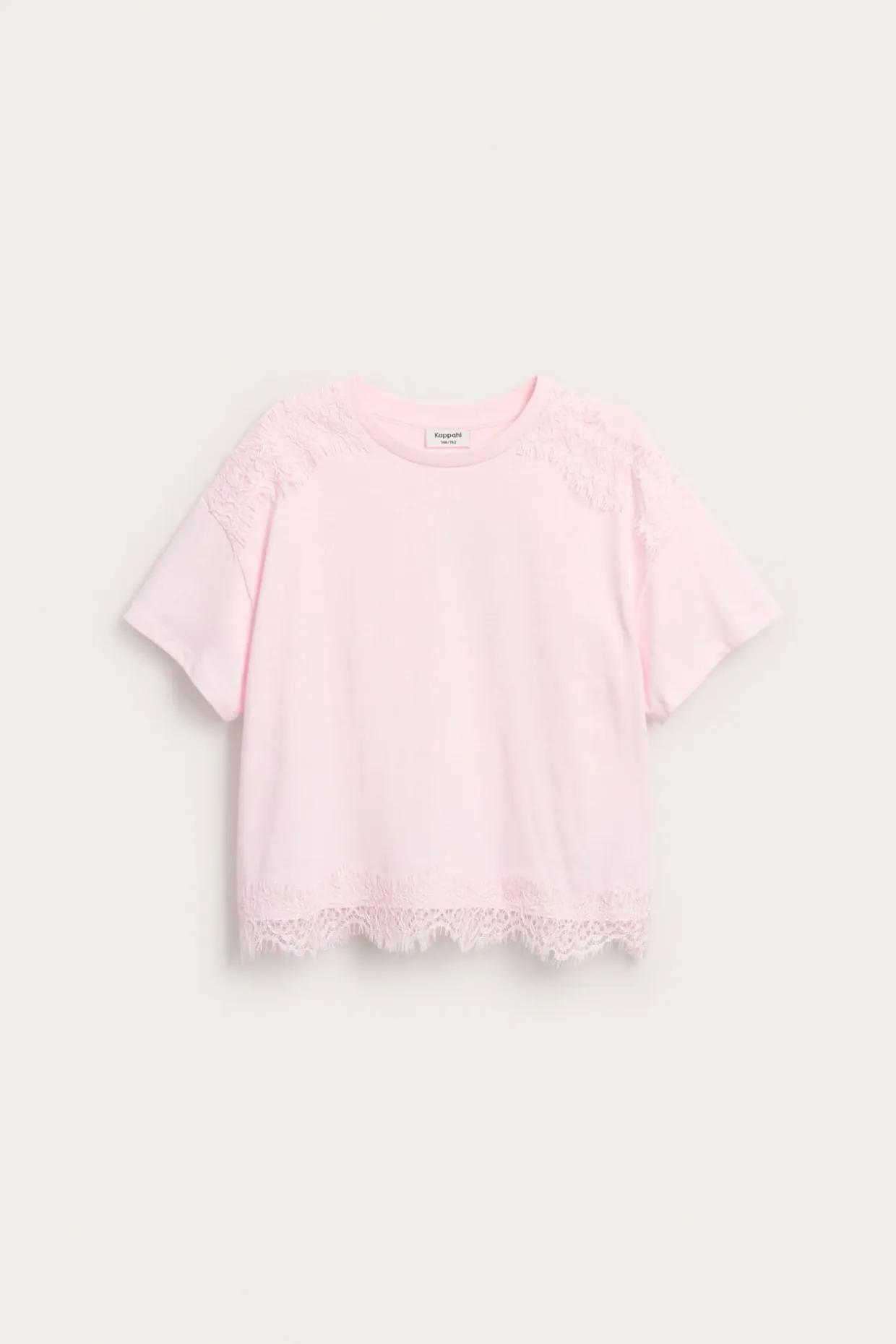 T-shirt z koronkowymi detalami