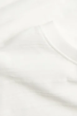 T-shirt z krótkim rękawem, o strukturalnej fakturze