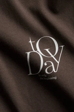 T-shirt z nadrukiem „Today”