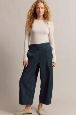 Wciągane jeansy barrel fit cropped
